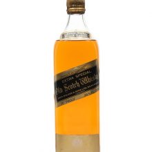 Johnnie Walker Black Label / Extra Special / Bot.1970s Blended Whisky |