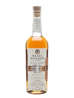 Basil Hayden Bourbon Small Batch Kentucky Straight Bourbon Whiskey |