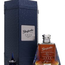Glenfarclas 1953 / 63 Year Old / Pagoda Sapphire Reserve (Silver) Speyside Whisky |