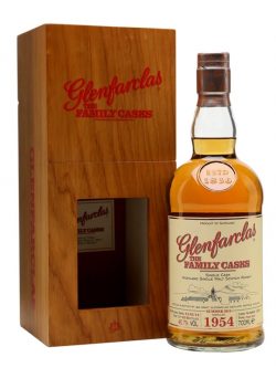 Glenfarclas 1954 / Family Casks / Cask 1260 / Summer 2014 Speyside Whisky |