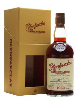 Glenfarclas 1962 / Family Casks / Sherry Hogshead #3247 Speyside Whisky |