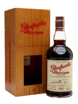 Glenfarclas 1967 / Family Casks / Cask #5113 Speyside Whisky |