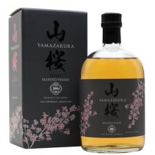 Yamazakura Peated Whisky World Blended Whisky |